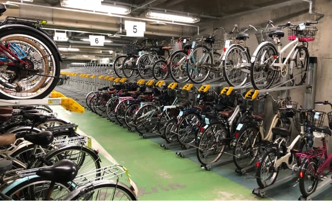 垂直2段式ラックを導入した大阪府高槻市の高槻駅北地下自転車駐車場