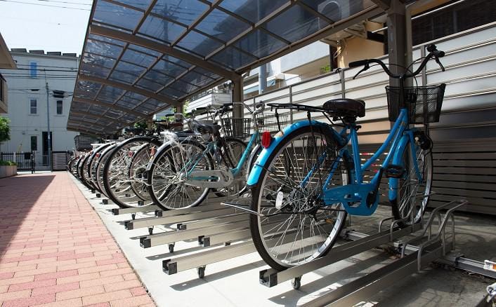 三鷹市某マンション駐輪場に、スライド式自転車ラック：AR-SFを導入。