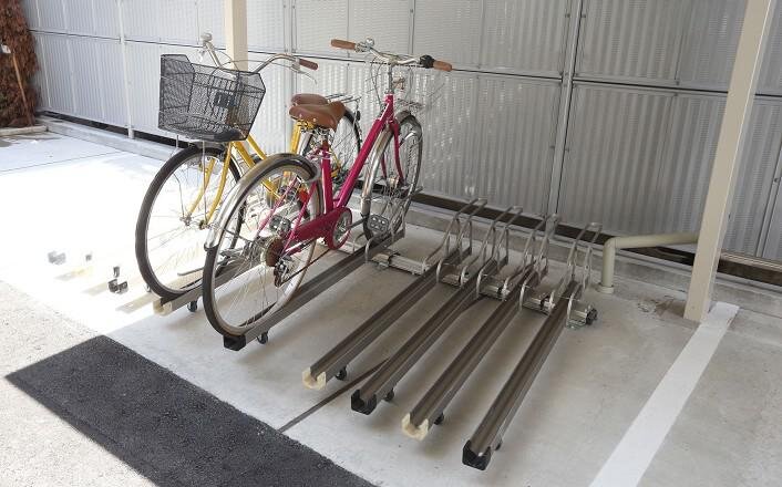 スライド式自転車ラック（前後入れタイプ）のAR-SR