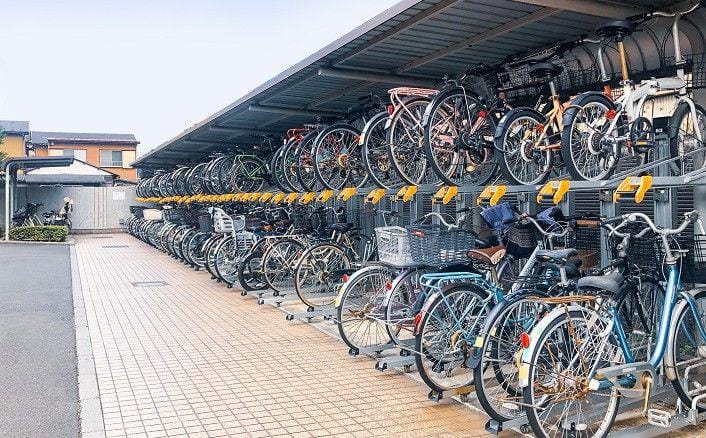 戸田市某マンション駐輪場に、垂直2段式自転車ラック：BC-W-ARSを導入。